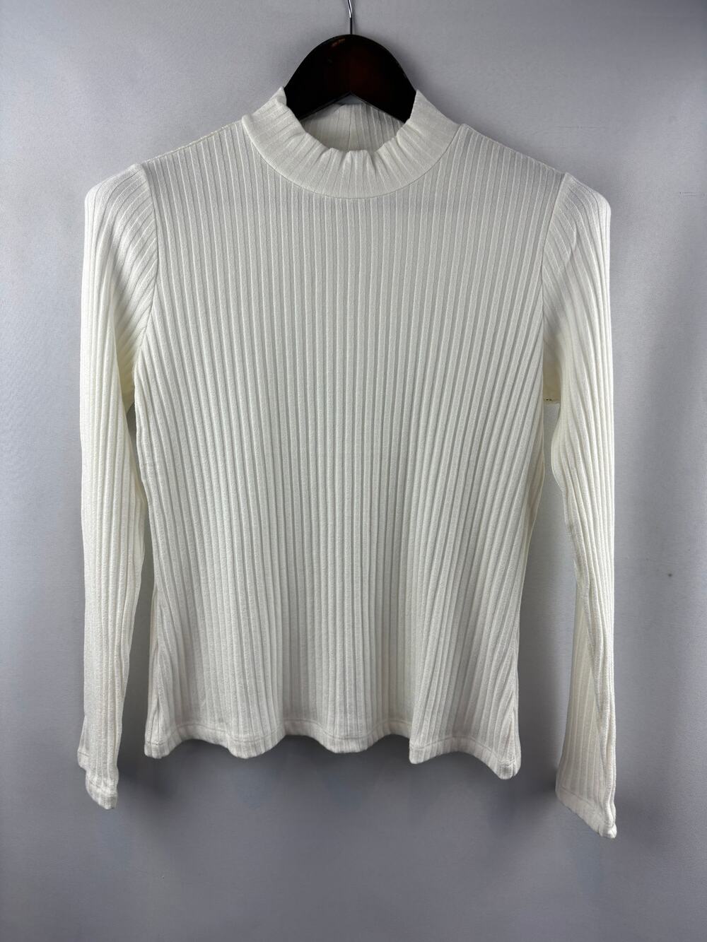 Women’s Liverpool Los Angeles Medium Cream Ribbed Sweater